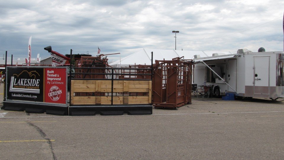 Lakeside Livestock Equipment LLC/Battle Creek Designs 6 GALLERY Lakeside Livestock