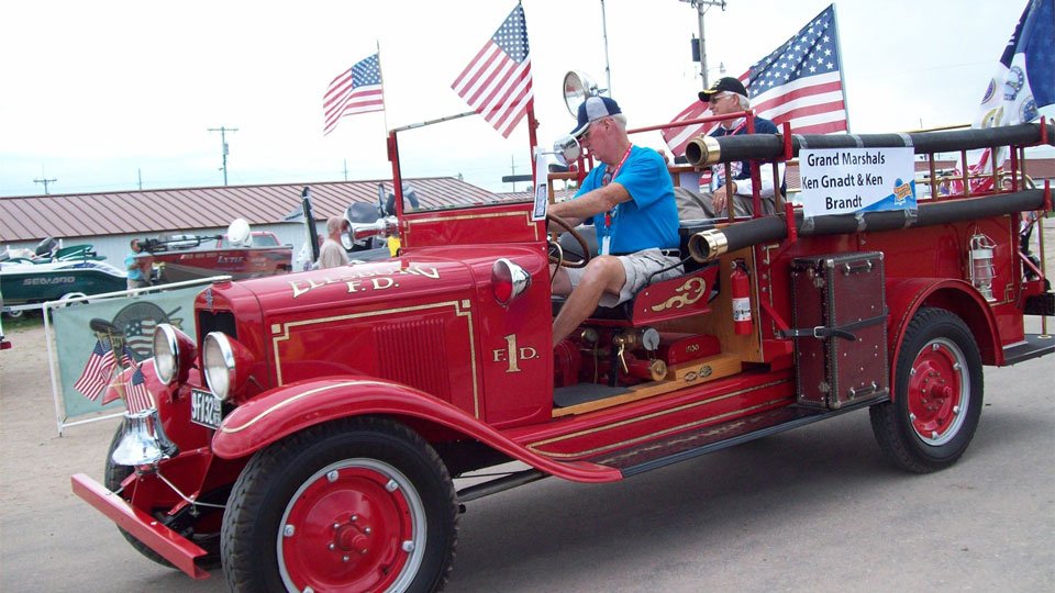 Grand Marshals 3 grand_marshall_ken_gnadt