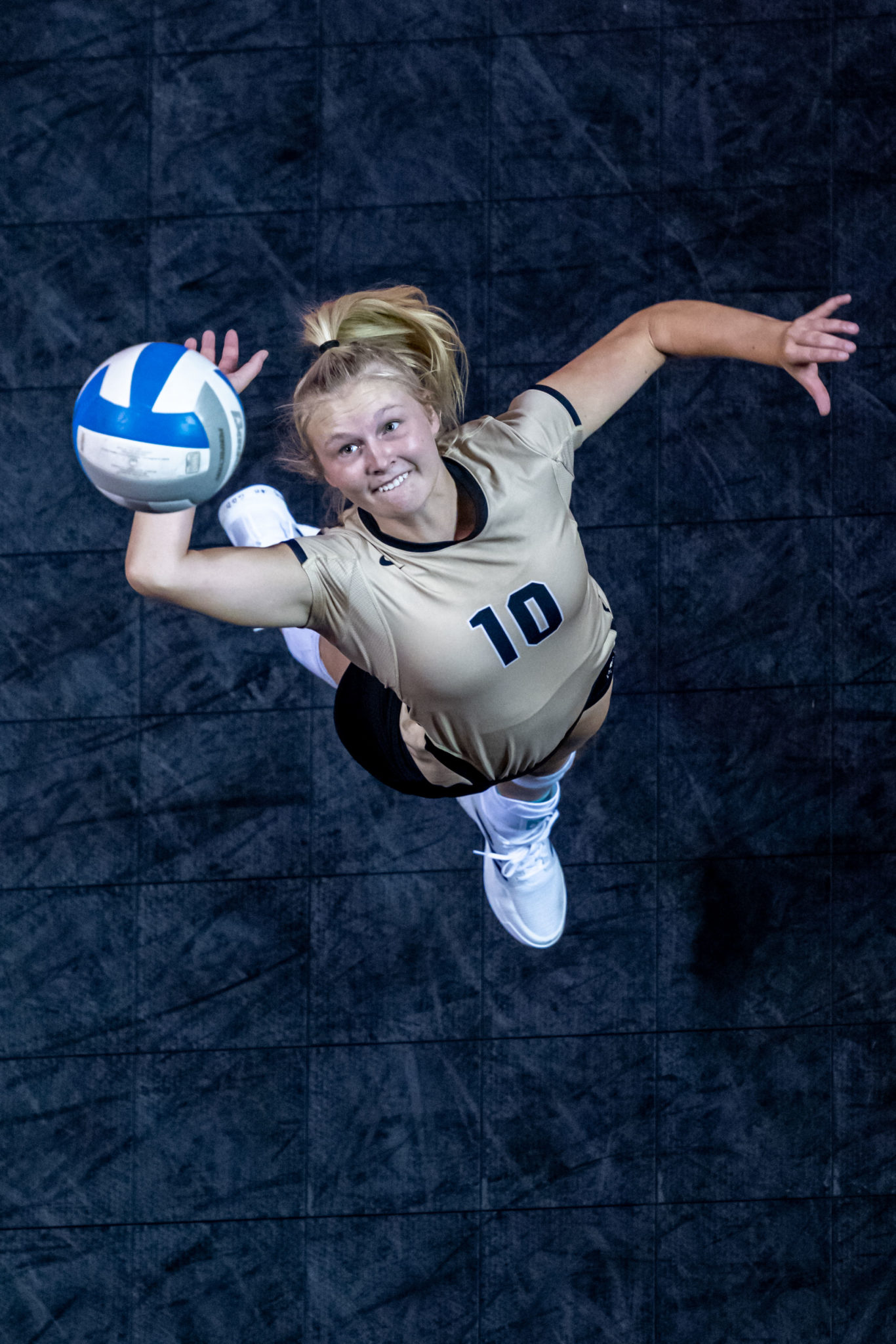 Bill Marshal Volleyball Classic 1 N9Z3831