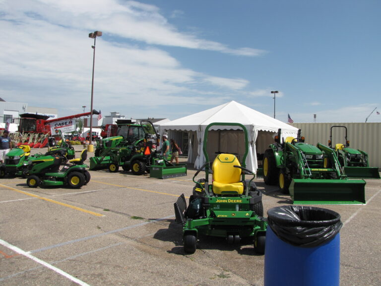 AKRS Equipment