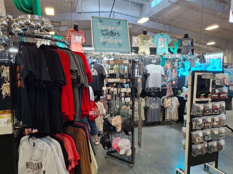 Turquoise Sisters Boutique