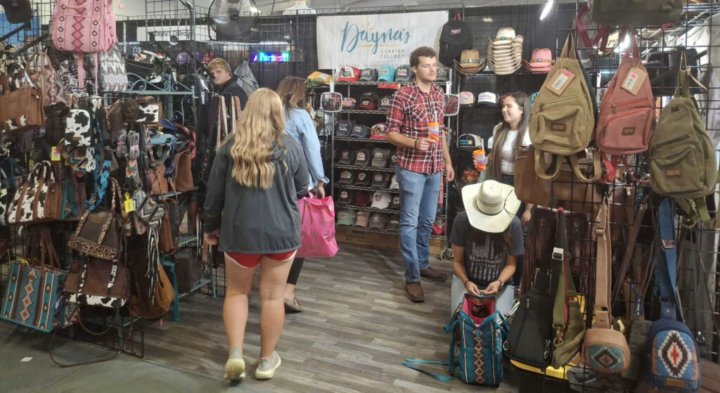 F103 4 daynas curated scaled 1