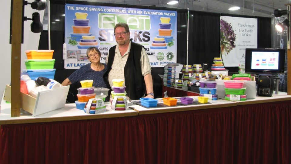 GALLERY Show Me Flatstacks