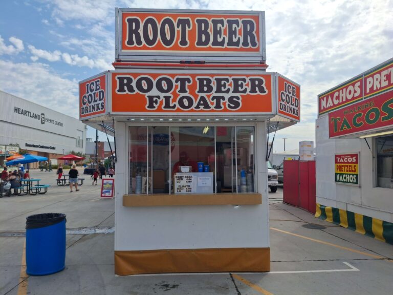 McConnell Concessions – Root Beer Floats